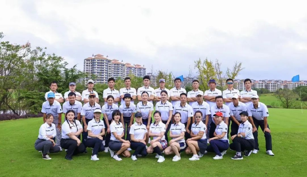 UNDER高尔夫教练组技术考核圆满结束